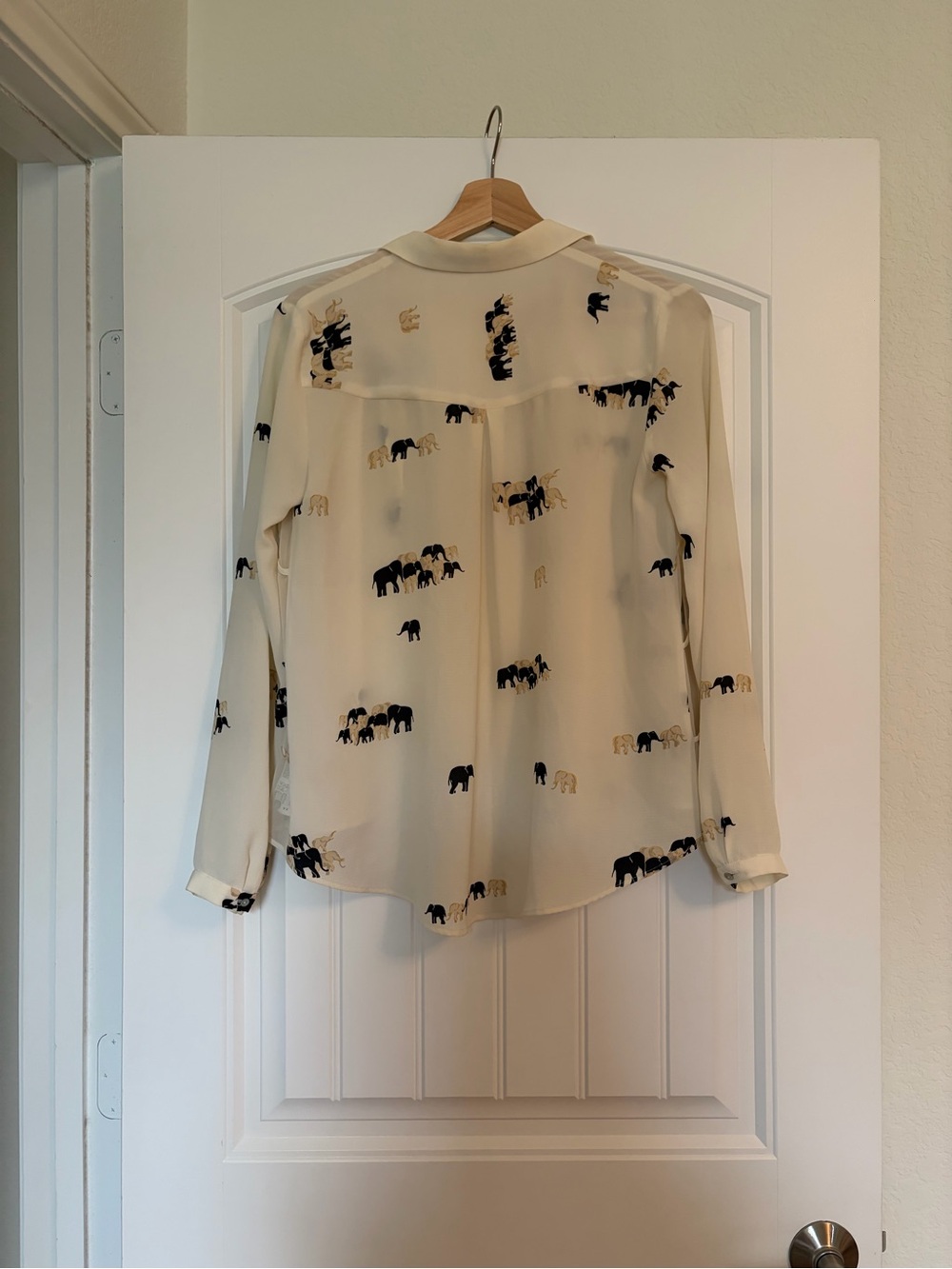 Zara Elephant Print Button-Down Blouse - Picture 4 of 4